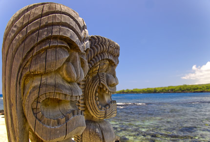 Crisol Internacional: “Más allá del mar, los Marae de la Polinesia…”