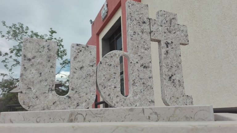 Importante y amplia oferta curricular de la Universidad de Tijuana en BCS