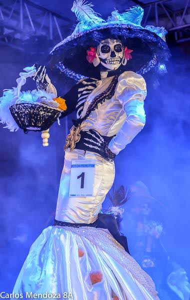 Primer día del Festival de día de muertos