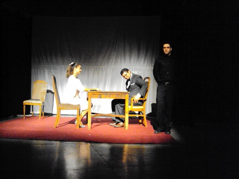 Obra de Teatro “La Lección”, Donde las Apariencias Engañan