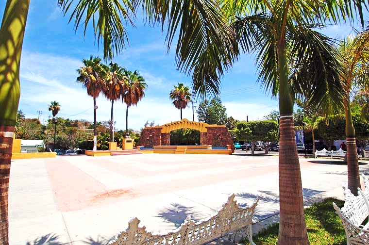 Poblados sudcalifornios:  SANTIAGO, LOS CABOS, BAJA CALIFORNIA SUR