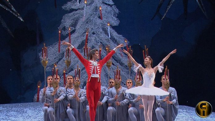 tchaikovsky-el-cascanueces-ballet-bolshoi-rusia-blu-ray-D_NQ_NP_736538-MLA25680422933_062017-F