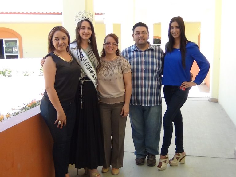 Miss Eart B.C.S. visita el asilo de ancianos San Vicente de Paul