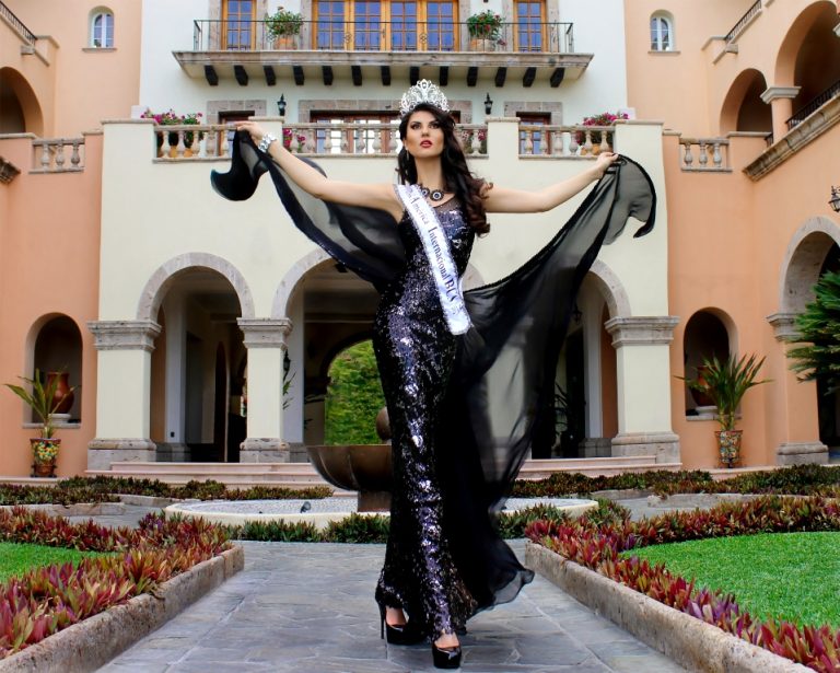 BCS dignamente representada en Miss América Internacional por Rebeca Cuesta I.